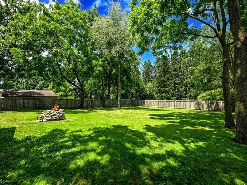 3437 Heckman Street NW, Uniontown, OH 44685 Photo 31