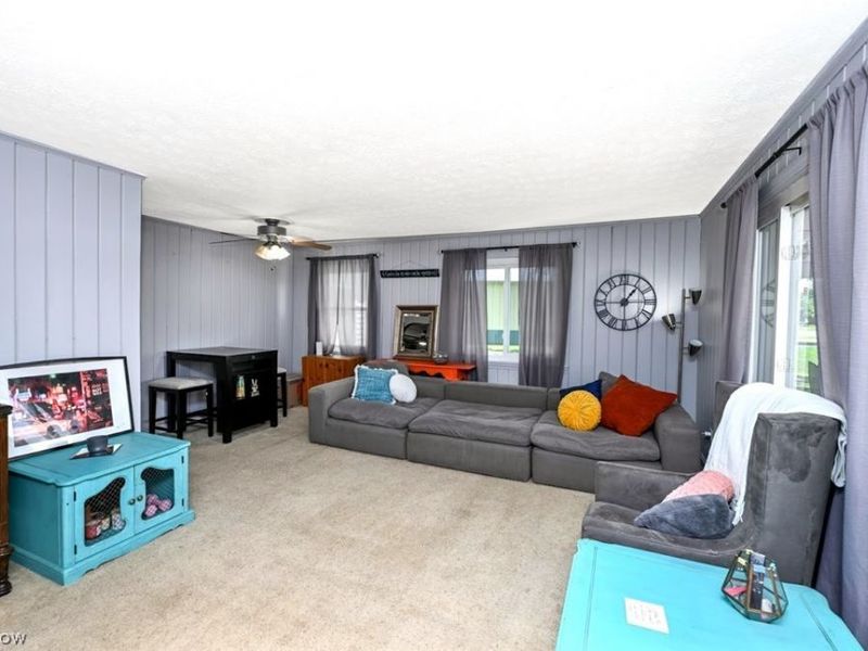 3437 Heckman Street NW, Uniontown, OH 44685 Photo 9