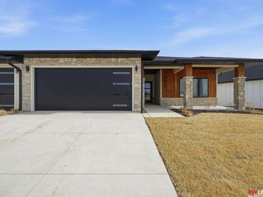 9456 S 87th St Street, Lincoln, NE 68526