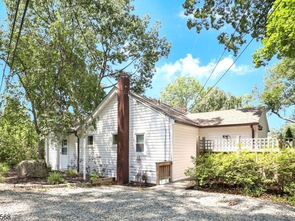 74 Leather Stocking Path, Lincoln Park, NJ 07035