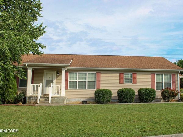 1158 Case View Rd, Dandridge, TN 37725