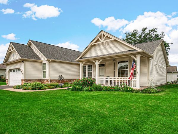 12824 Deer Meadow Lane, Huntley, IL 60142
