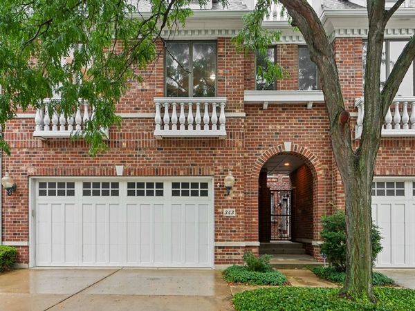 343 Arbor Glen Boulevard , Schaumburg, IL 60195