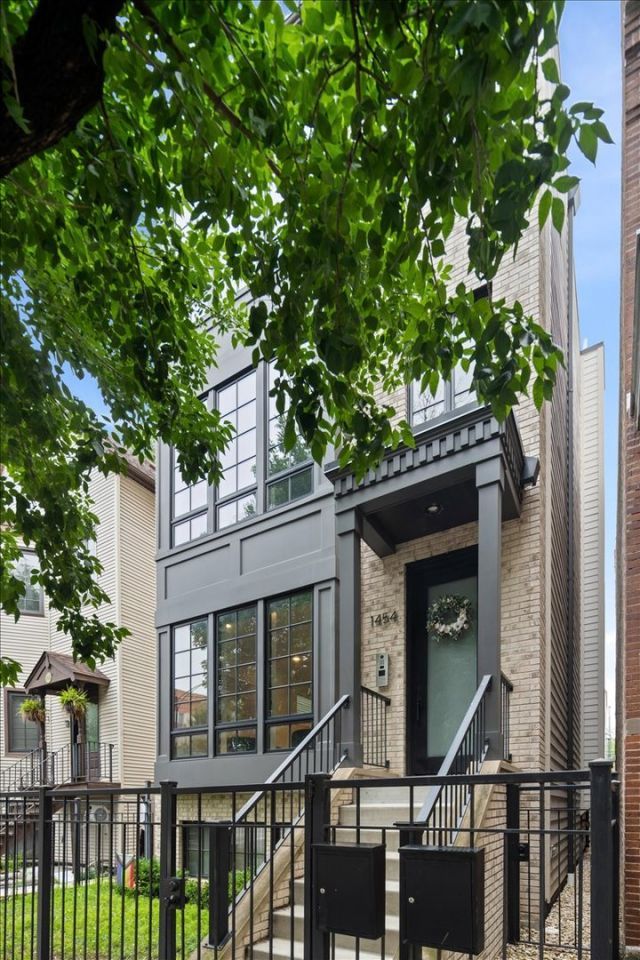 1454 W Diversey Parkway, Unit 1, Chicago, IL 60614 Main Photo
