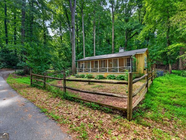 130 Chestnut Street, Roswell, GA 30075