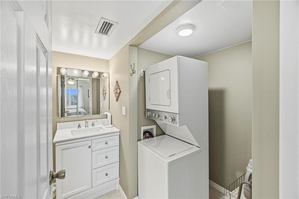 1010 Manatee Rd , Unit B304, Naples, FL 34114 Photo