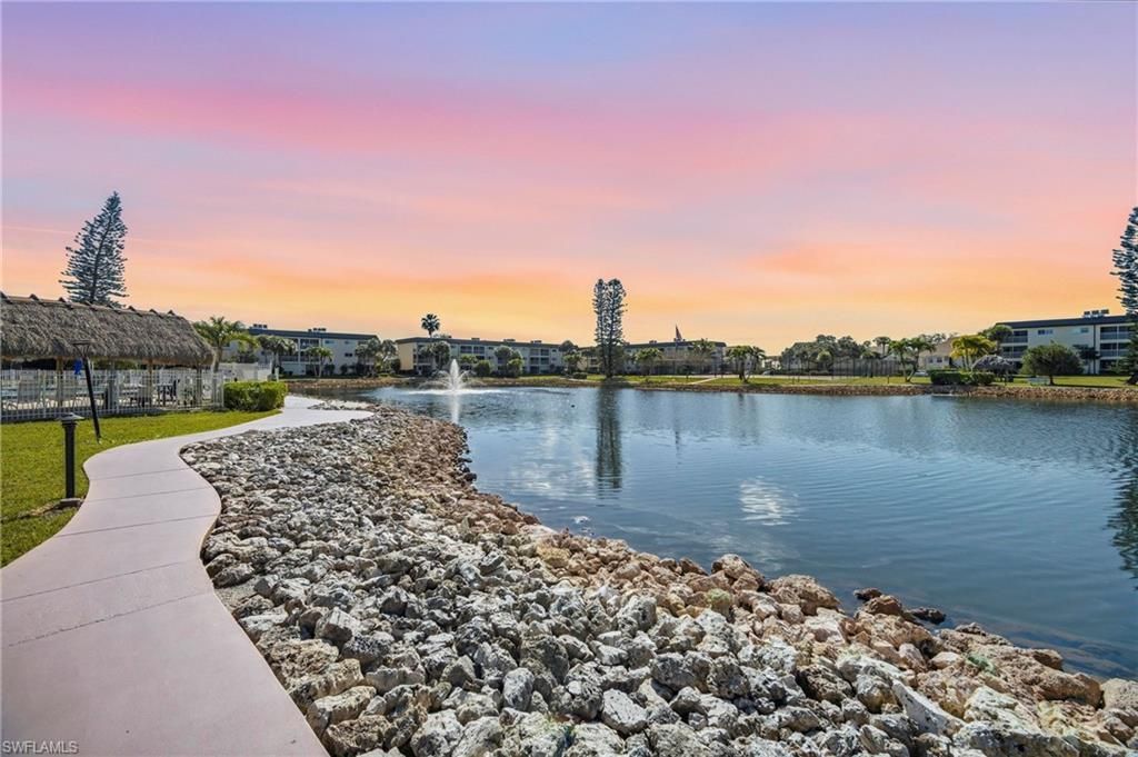 1010 Manatee Rd , Unit B304, Naples, FL 34114 Photo