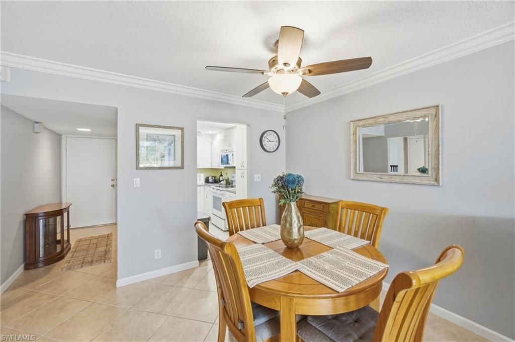 1010 Manatee Rd , Unit B304, Naples, FL 34114 Photo