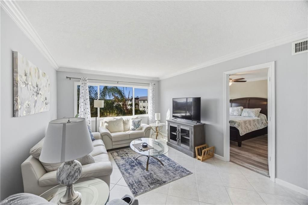 1010 Manatee Rd , Unit B304, Naples, FL 34114 Photo