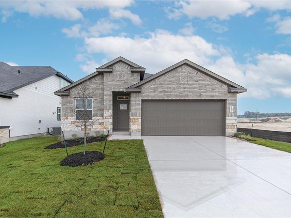 25525 Flora Bella LN, Elgin, TX 78621