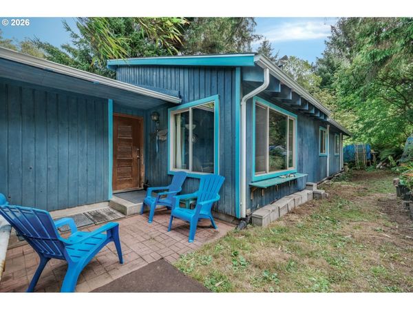 7135 SW SURFLAND ST, South Beach, OR 97366