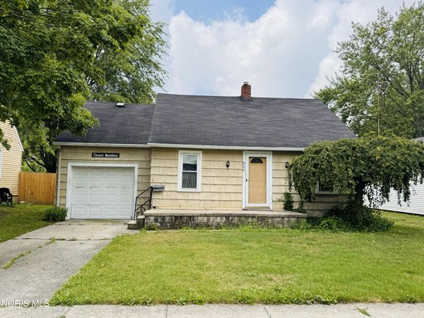 906 S Cherry Street , Bryan, OH 43506