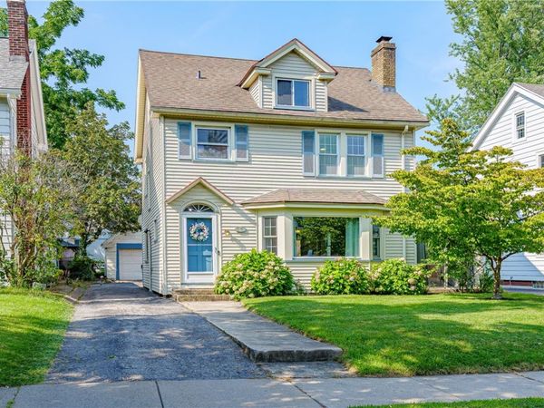 84 Harwick Road, Rochester, NY 14609
