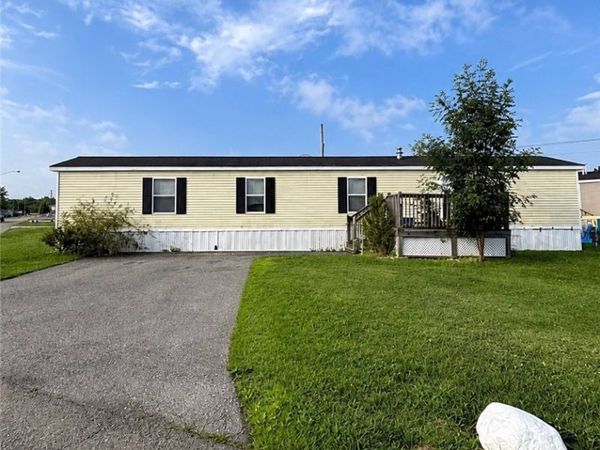 1467 East Drive , Alden, NY 14004