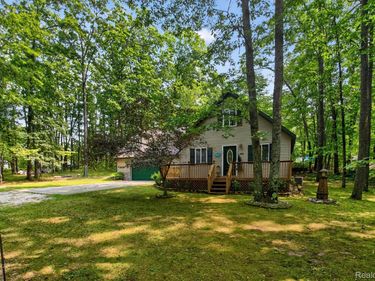 144 Garfield Boulevard, Gerrish Township, Mi 48653