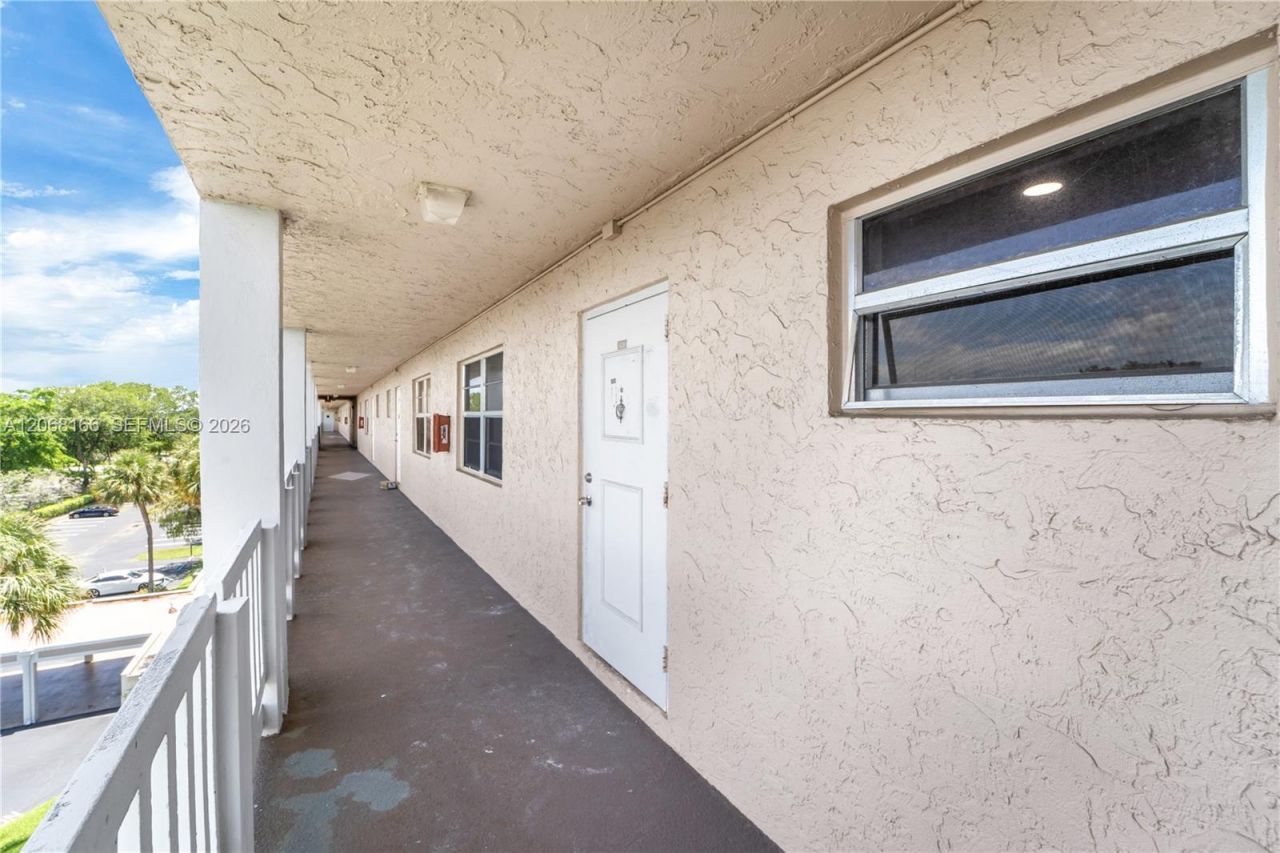 1100 NW 87th Ave , Unit 508, Coral Springs, FL 33071 Photo