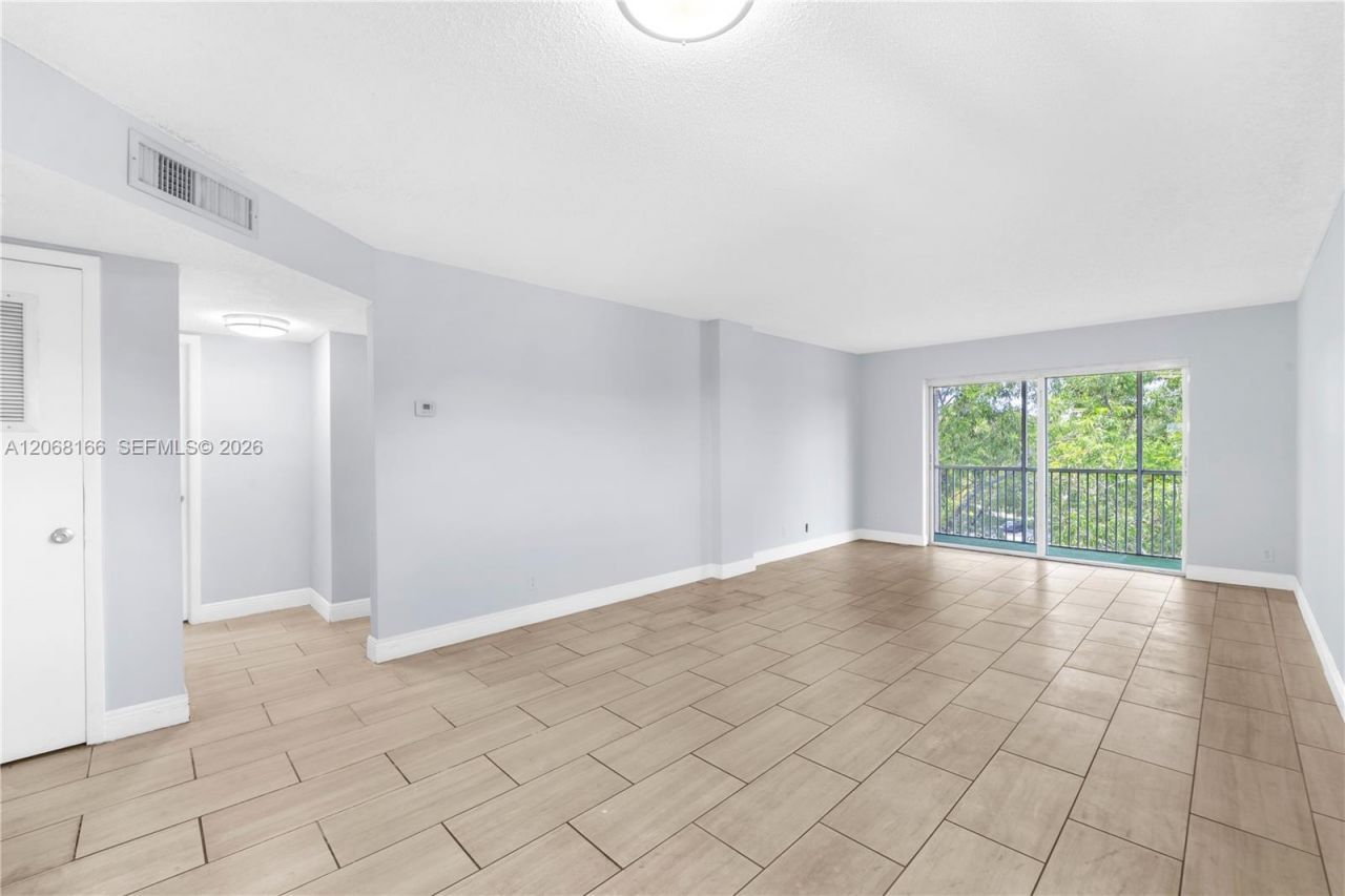 1100 NW 87th Ave , Unit 508, Coral Springs, FL 33071 Photo