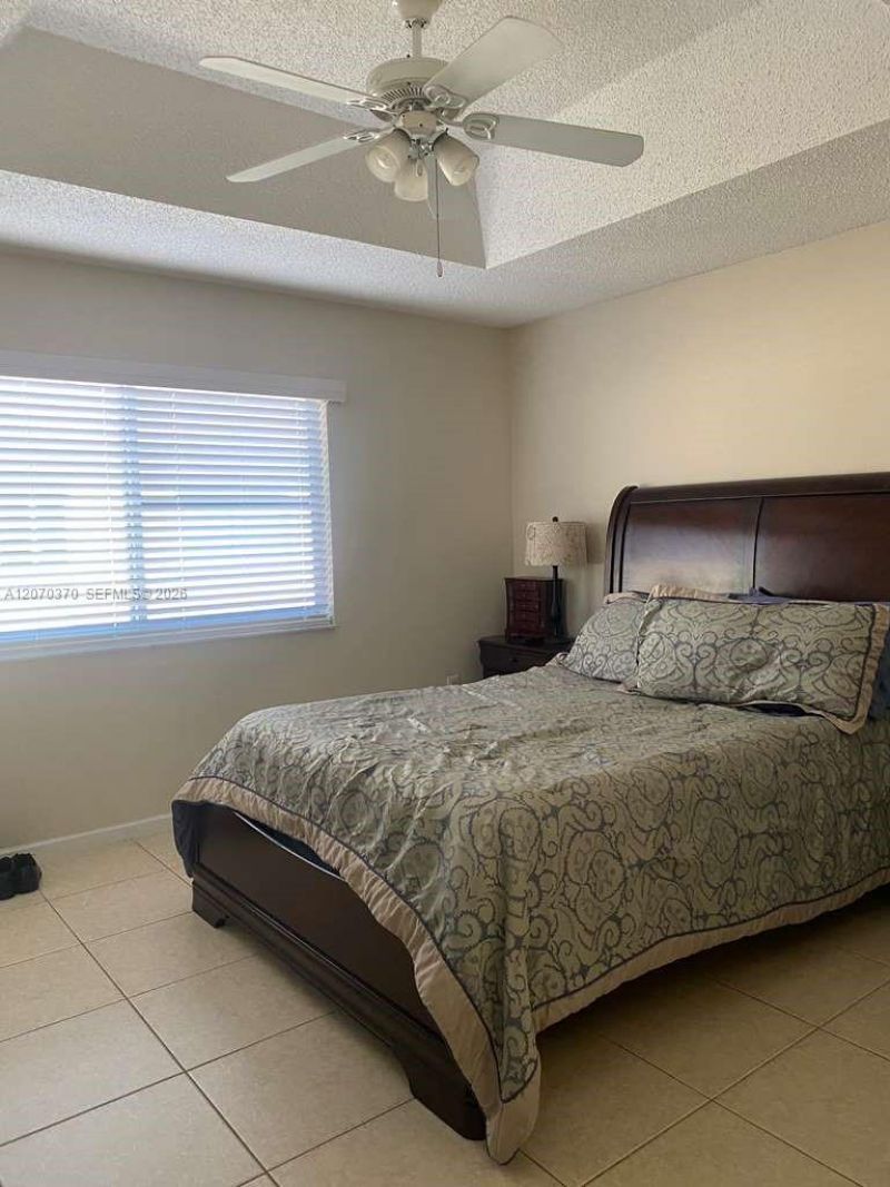 223 SW Maple Ter , Davie, FL 33325 Photo