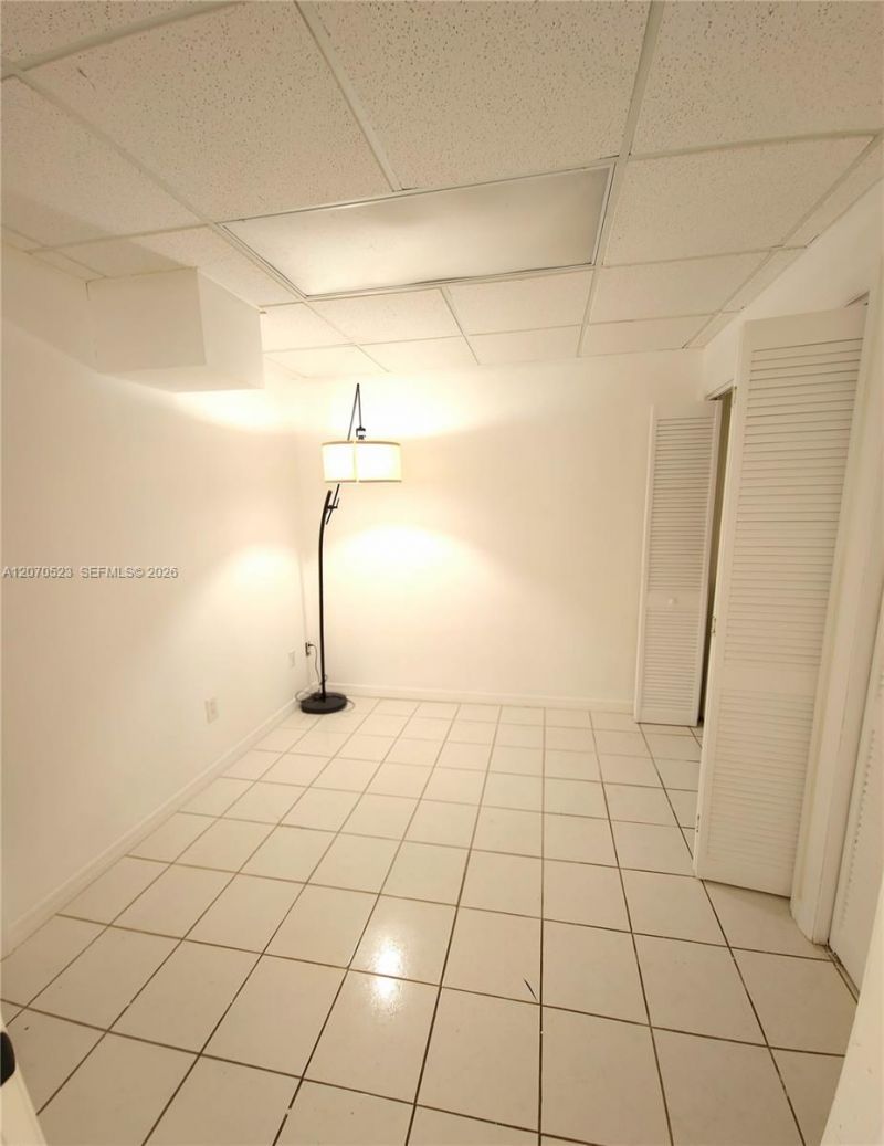 15609 SW 100th Ter, Miami, FL 33196 Photo