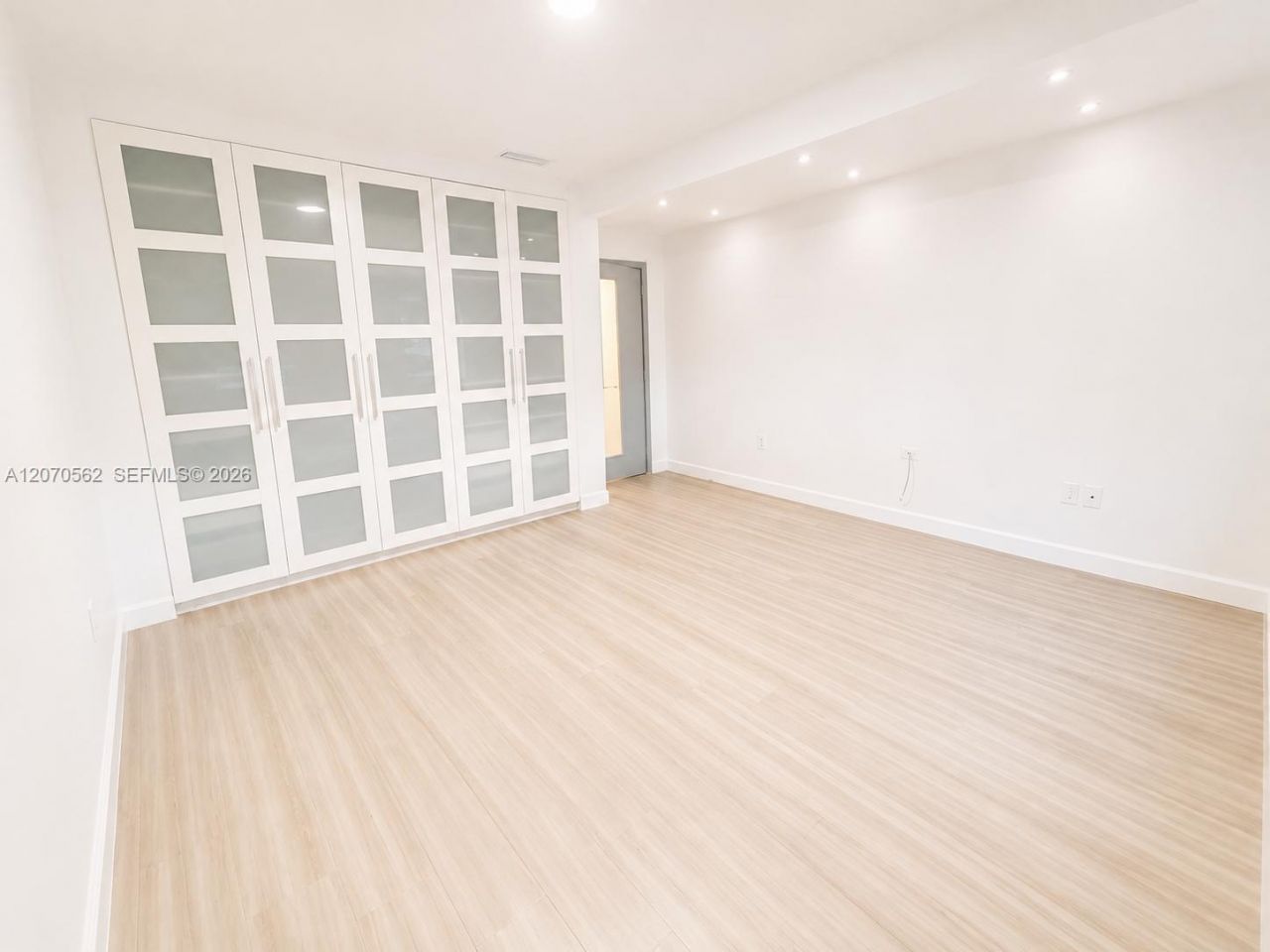 4726 Alton Rd, Miami Beach, FL 33140 Photo