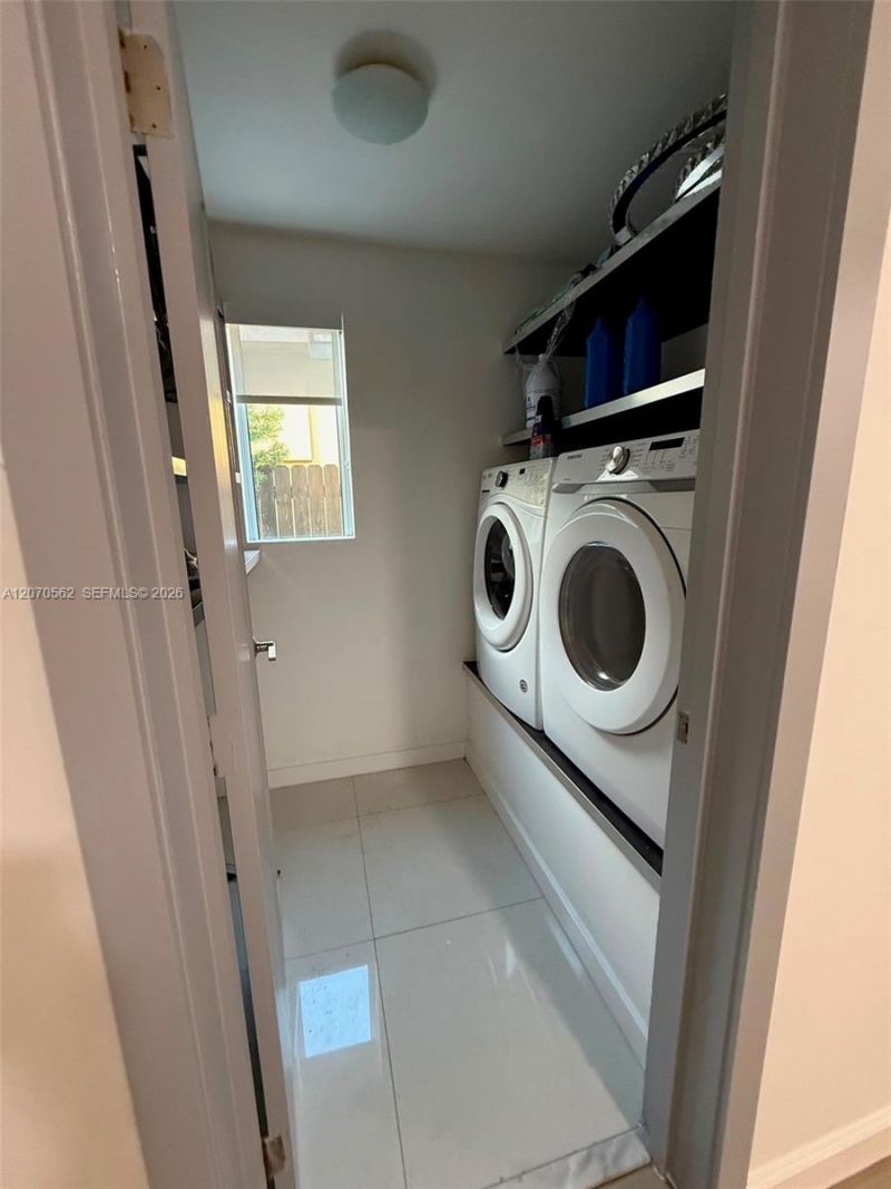 4726 Alton Rd, Miami Beach, FL 33140 Photo