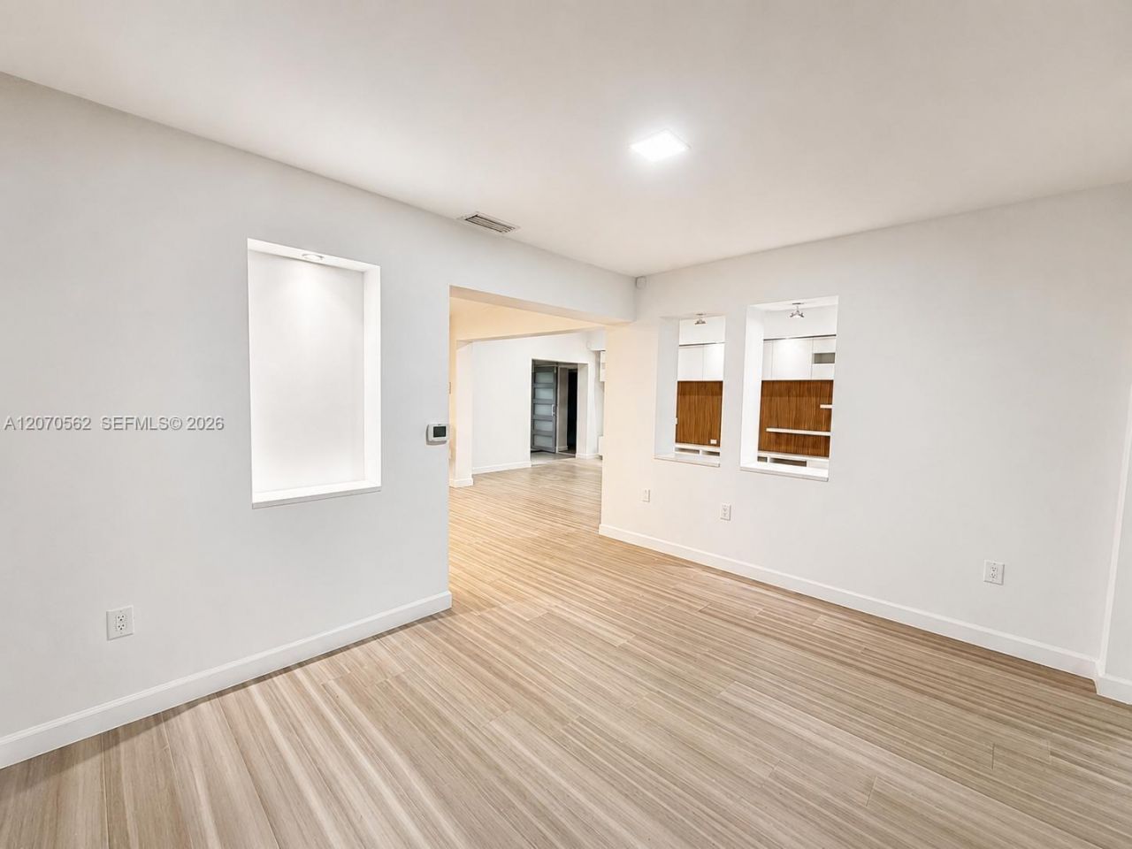 4726 Alton Rd, Miami Beach, FL 33140 Photo