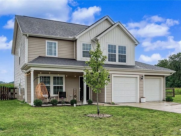 127 Pebble Stone Lane, Clarksville, OH 45113