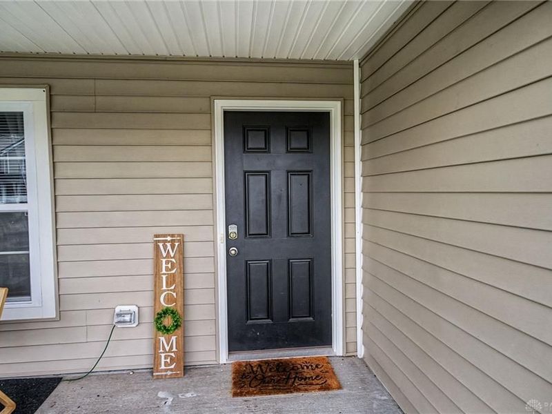 127 Pebble Stone Lane, Clarksville, OH 45113 Photo 5