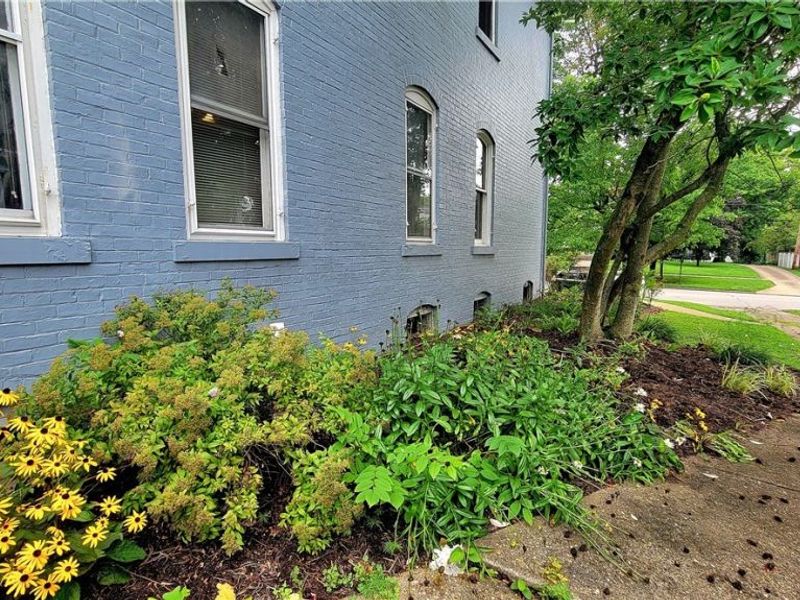207 Washington Street, Marietta, OH 45750 Photo 3