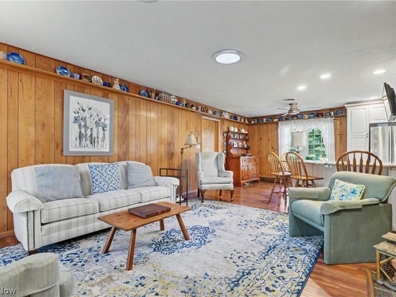 671 S Sheraton Drive, Akron, OH 44319 Photo 6