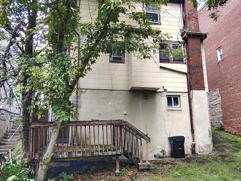1851 Denham Street, Cincinnati, OH 45225 Photo 2