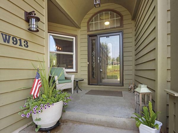 W913 Washington AVENUE, Burlington, WI 53105