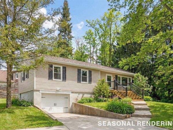 676-678 Oak Summit Road , Millbrook, NY 12545