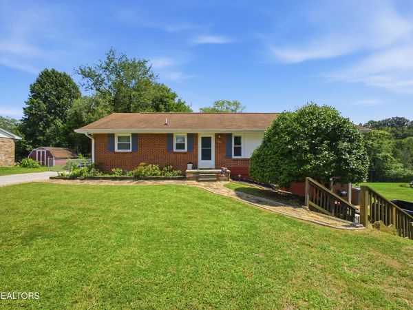 1009 Patton Ferry Rd, Kingston, TN 37763