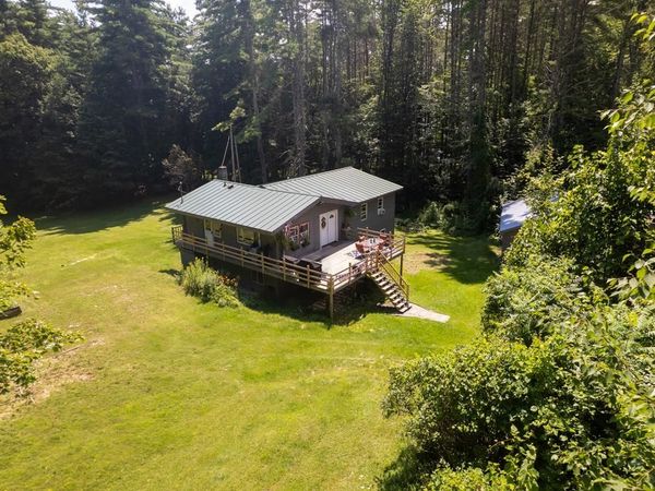 1764 West Tinmouth Road, Clarendon, VT 05777