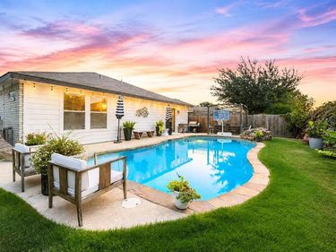 4136 Justin Drive, Fort Worth, TX 76244