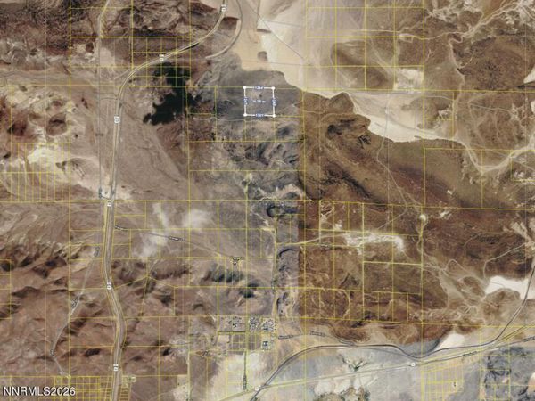 015-221-05 5-15-25 NW4 NE 4, Unit 015-221-05, Silver Springs, NV 89429