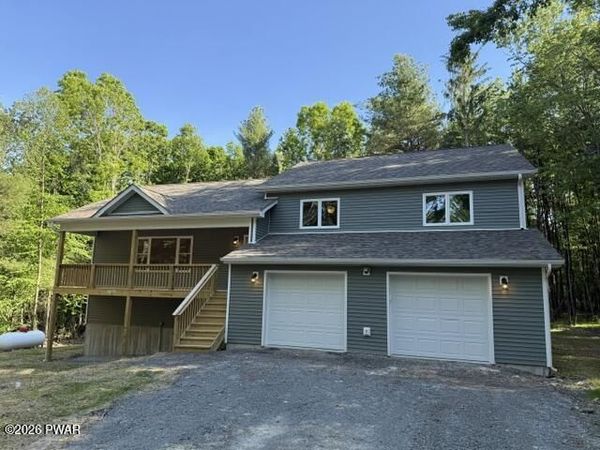 112 Bayberry Drive , Milford, PA 18337