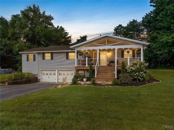 3546 Honeysuckle Road , Auburn, NY 13021