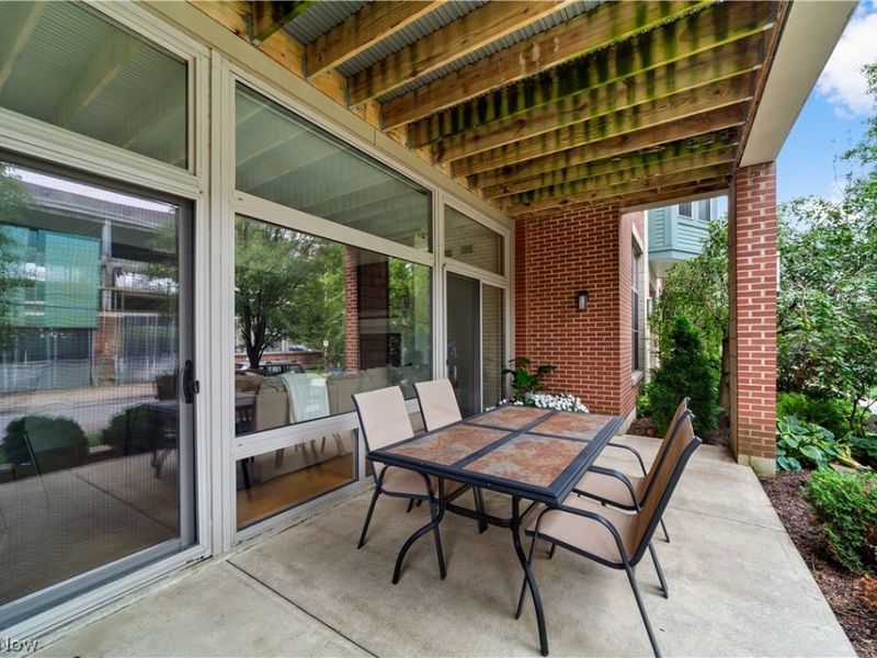 2079 Random Road, Unit 102, Cleveland, OH 44106 Photo 24