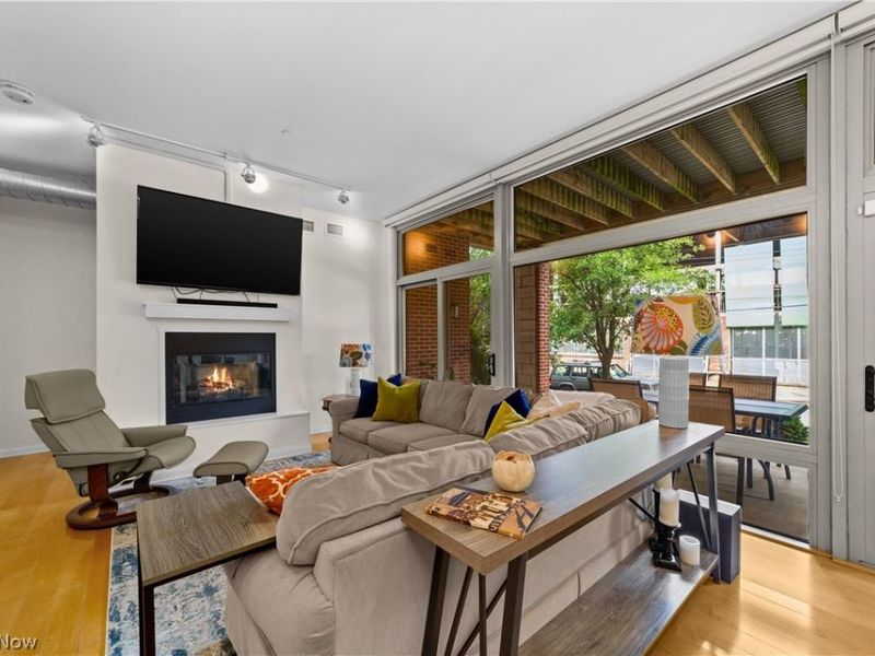 2079 Random Road, Unit 102, Cleveland, OH 44106 Photo 5