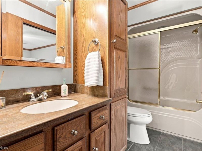 30401 Kristin Court, Willoughby Hills, OH 44092 Photo 22