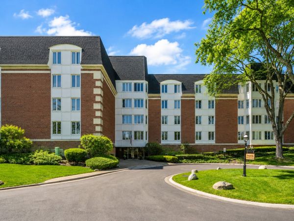 175 Lake Boulevard , Unit 349, Buffalo Grove, IL 60089