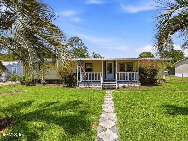 113 WATERSIDE Avenue, Satsuma, FL 32189