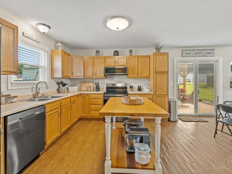 2045 Sunset View Lane, Batavia Township, OH 45102 Photo 12
