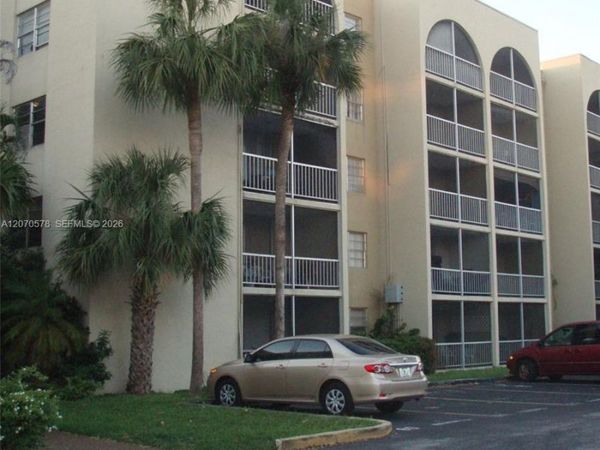 6980 NW 186th St , Unit 3-522, Hialeah, FL 33015