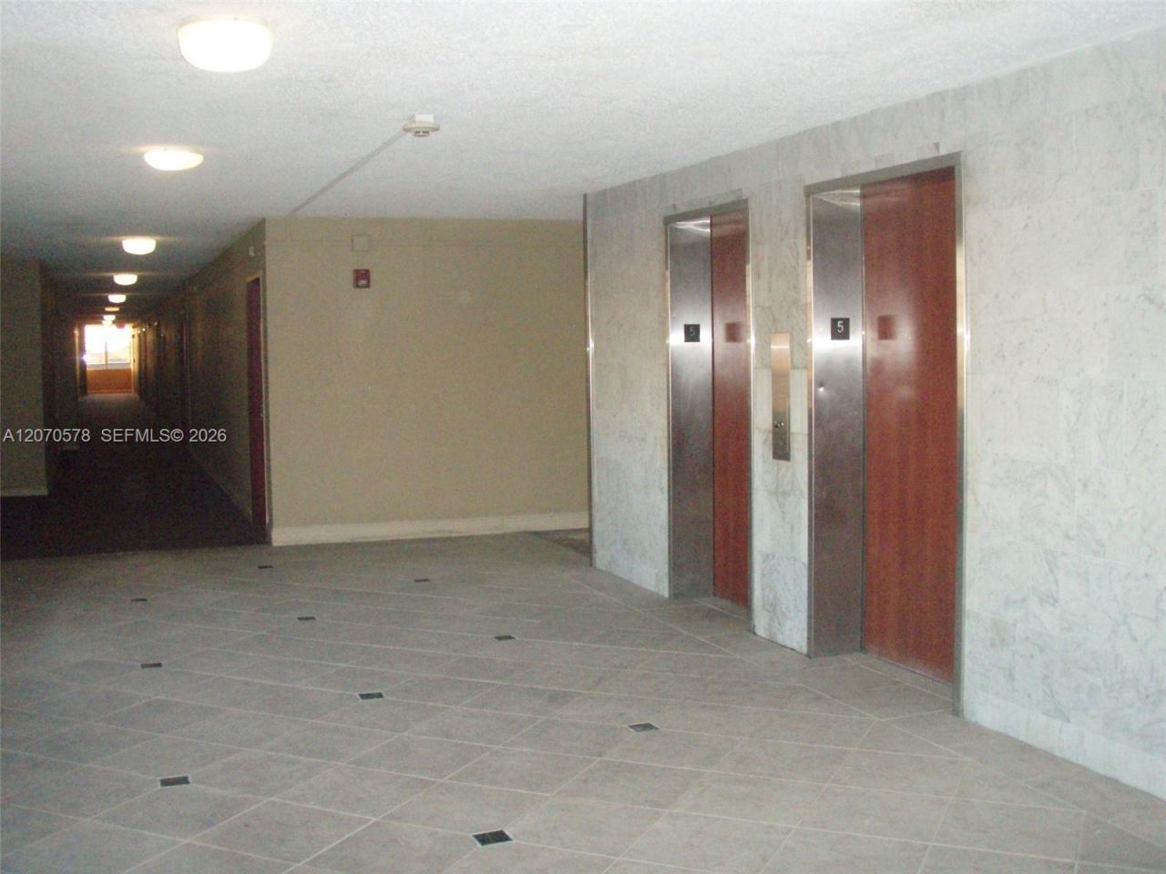 6980 NW 186th St , Unit 3-522, Hialeah, FL 33015 Photo