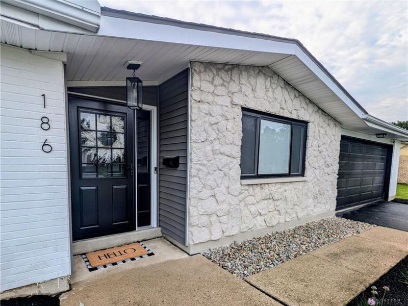 186 Katy Lane, Englewood, OH 45322 Photo 3