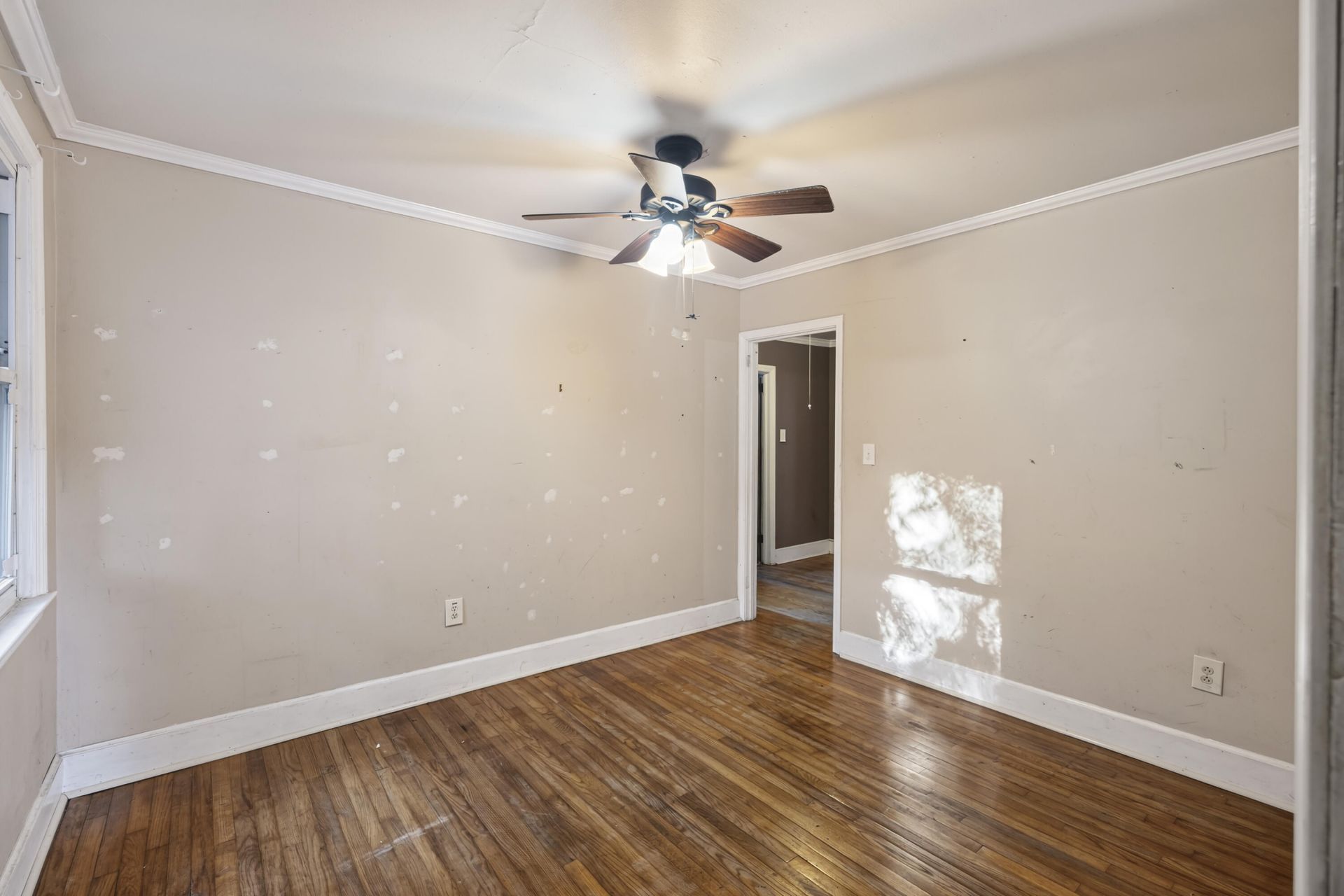 4435 Old Park Road Photo 11