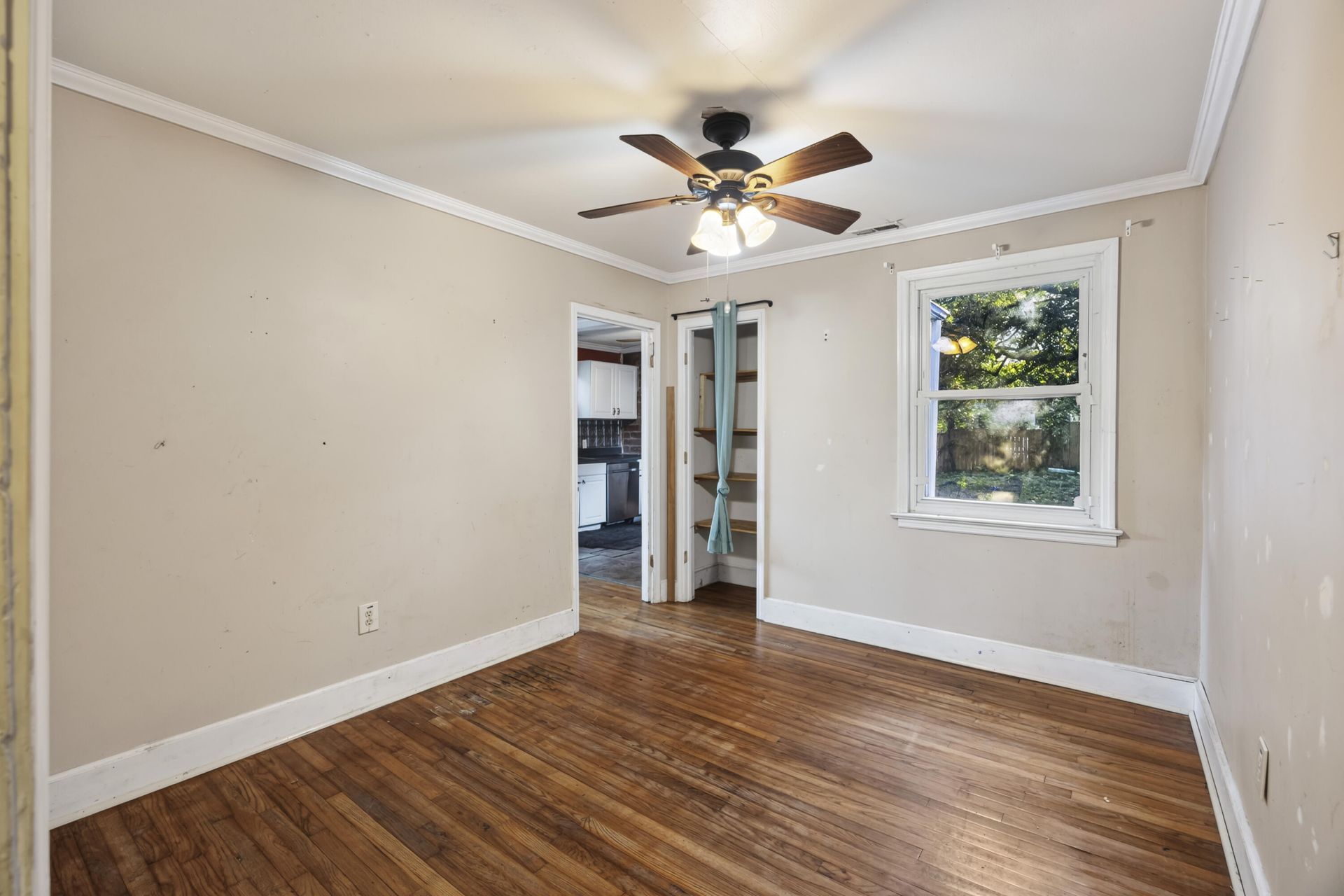 4435 Old Park Road Photo 12
